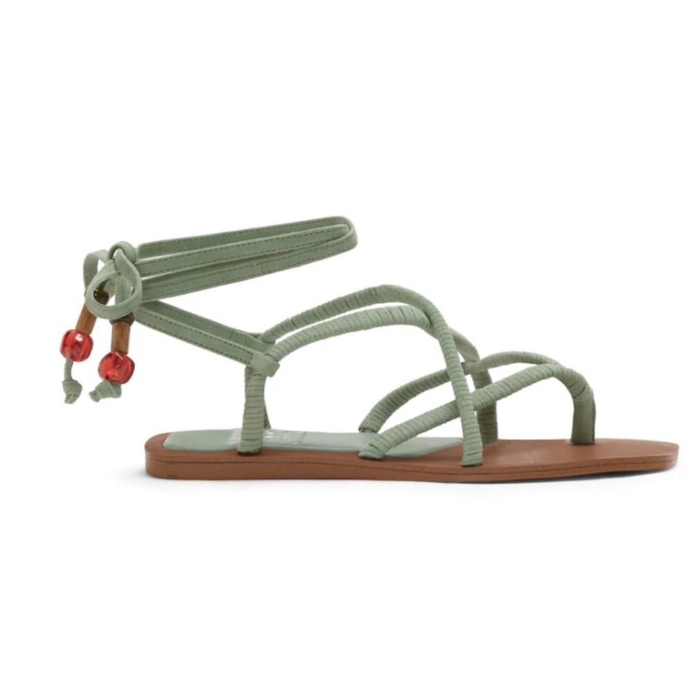 VINCE CAMUTO BENNI SUMMER SPRING BEADED  SANDAL suede strap size 6 BOHO